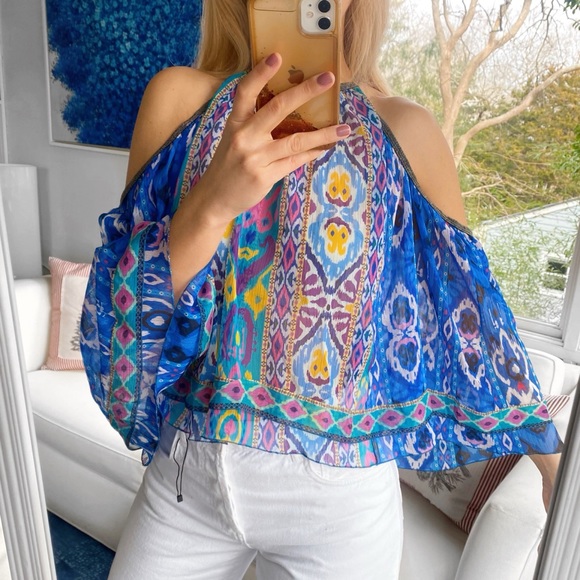 💙 ZARA BOHO BLUE MULTI ABSTRACT COLD SHOULDER LOOSE FIT CROPPED TOP! - Picture 2 of 16
